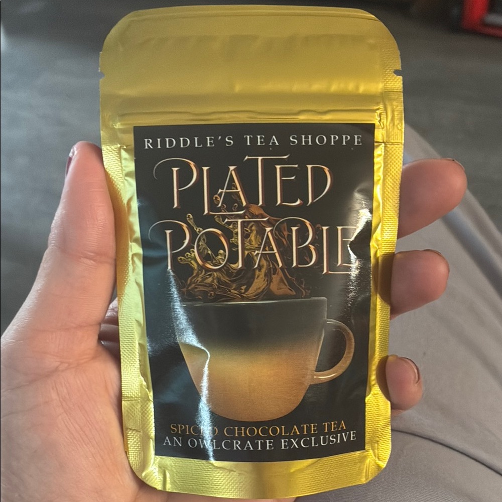 Owlcrate riddles tea shoppe spiced chocolate tea